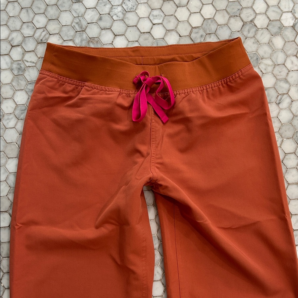 Rust Orange FIGS limited edition SET small Livingston bottom XS top